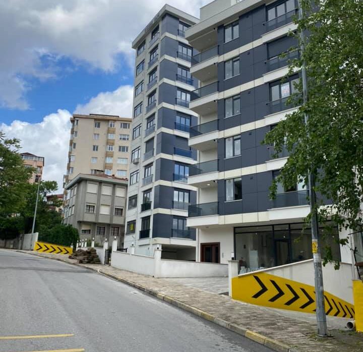 YAKAMOZ APARTMANI